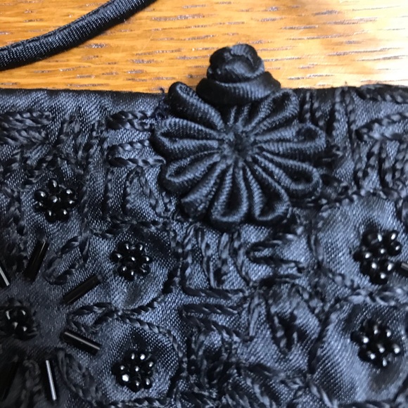 SMALL BEADED DRESS BAG - Picture 2 of 2